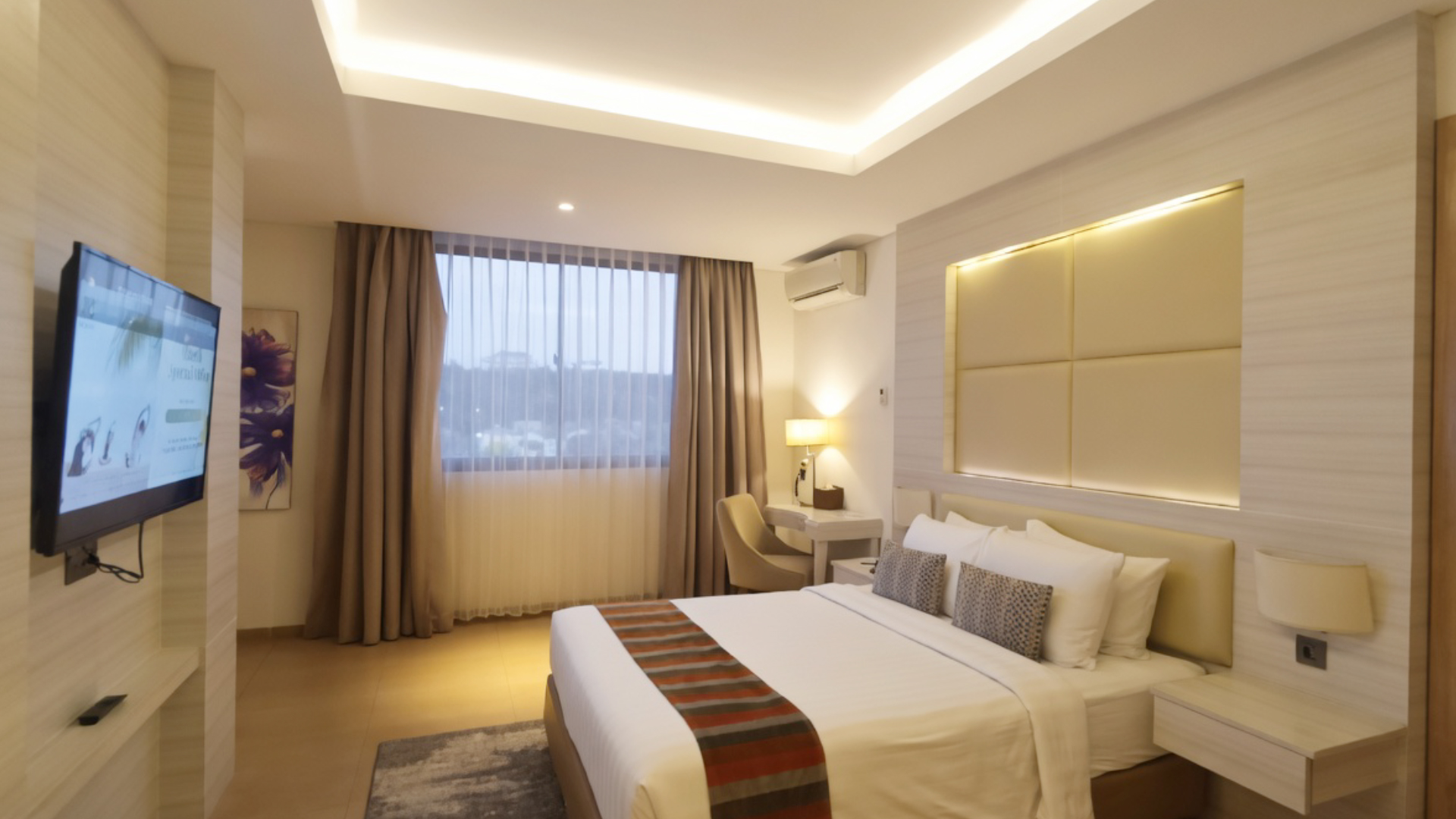 Junior Suite City View2